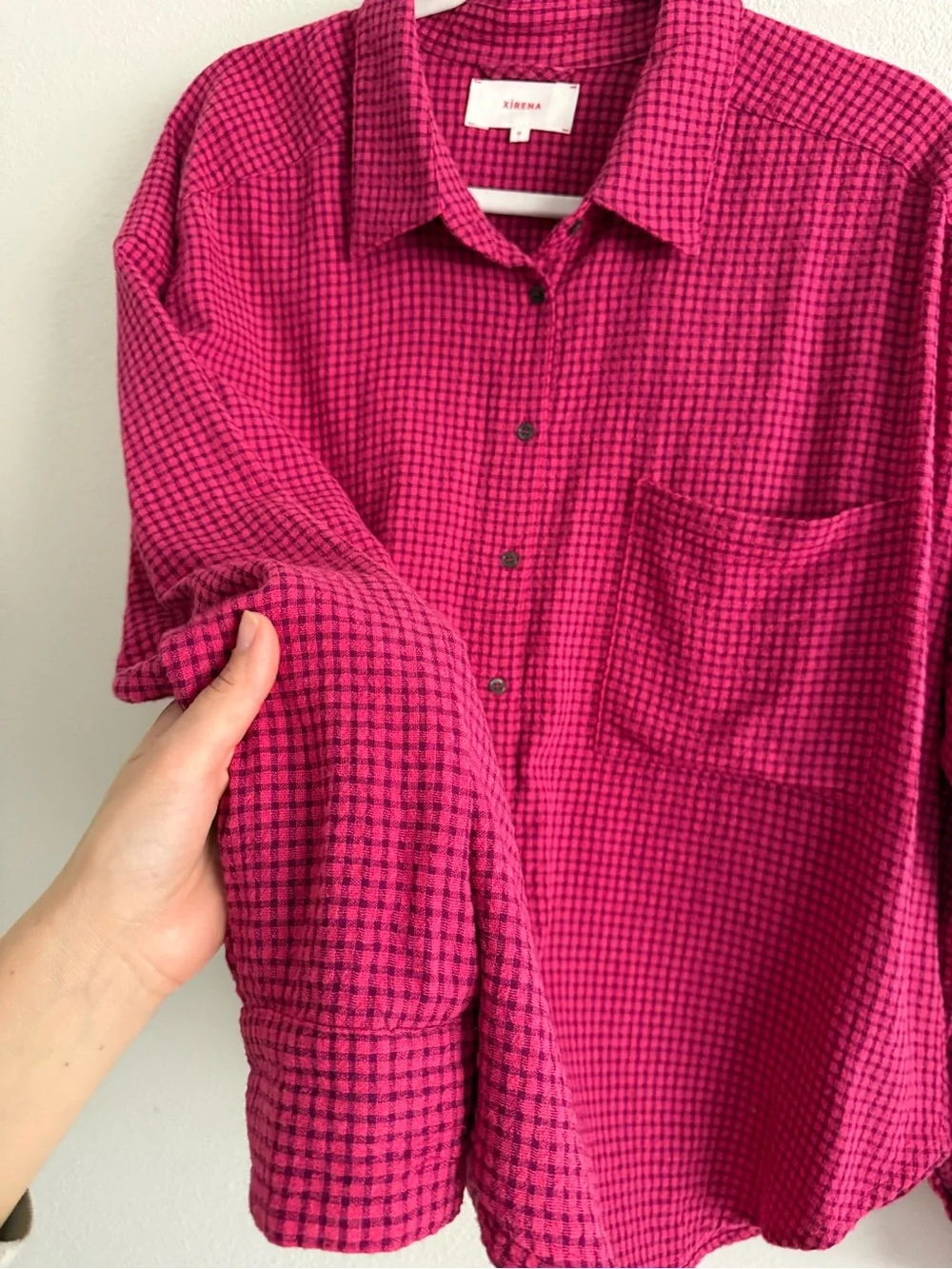 Xirena woven button-front textured shirt fuchsia‎ pink check pattern Sz M